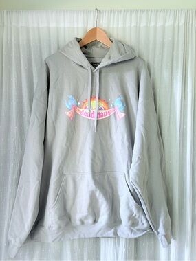 DeadMau5 Gray Graphic Hoodie - Soft Pullover Sweatshirt